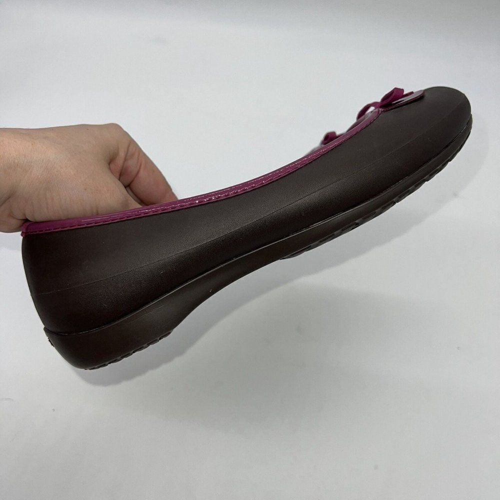 Crocs Logo Brown Pink Casual Bow Toe Slip On Flats Shoes Women's 9 - Picture 4 of 6
